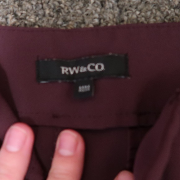 RW&Co - Picture 2 of 2